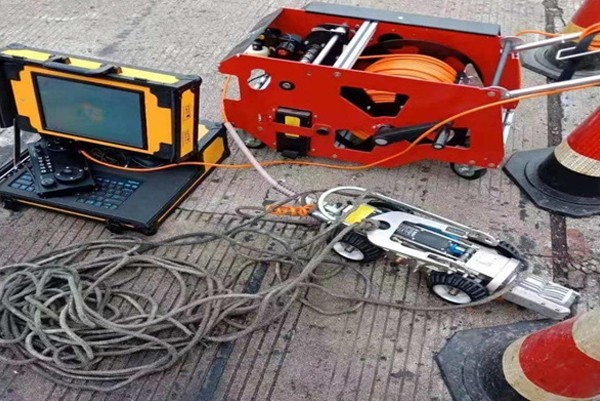 洪雅CCTV管道检测机器人