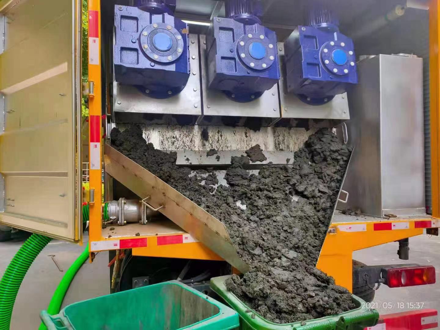 洪雅化粪池清掏城市维护站-泥浆净化干湿分离处理