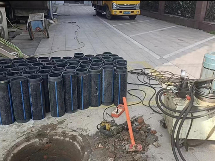 洪雅PE置换管厂家 DN315置换管 非开挖管短管置换